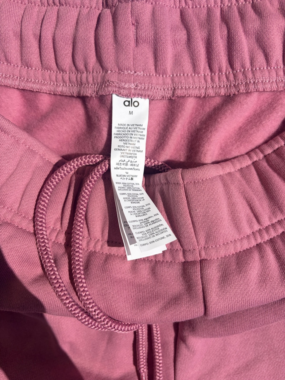 Alo Yoga Accolade Wild Rose Pink Sweatshirt & Short Set NWT Size Medium - Picture 7 of 9